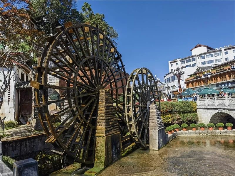 丽江古城水车